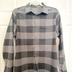 Lululemon Dress Shirt Size Medium Black and Grey Gingham